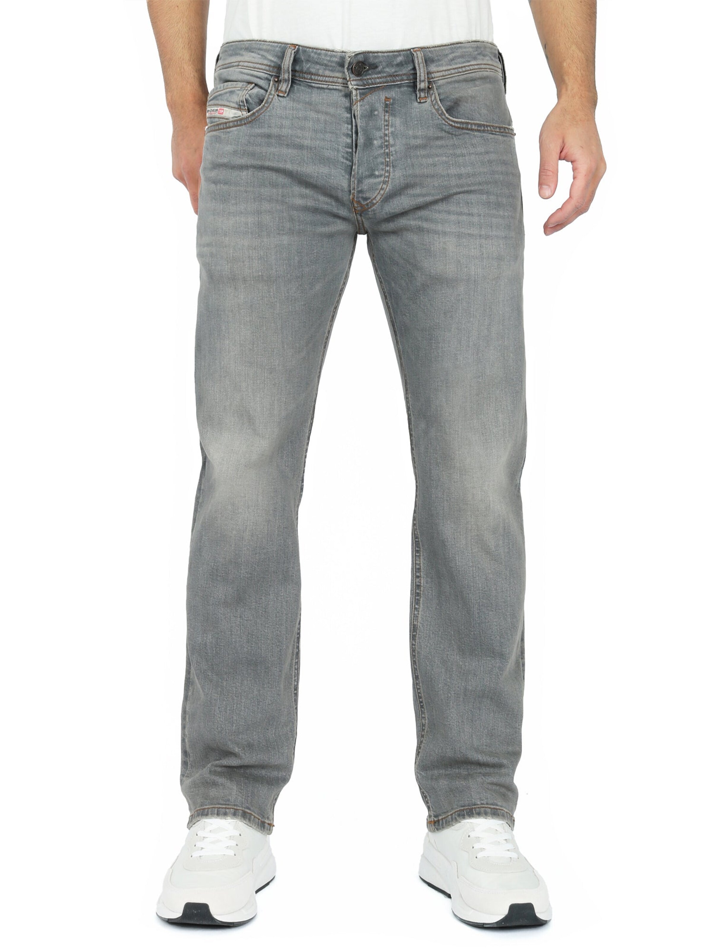 DIESEL Regular Jeans 'Straight SAFADO-X' in Grey: front