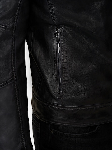Veste mi-saison 'Fabio' RICANO en noir