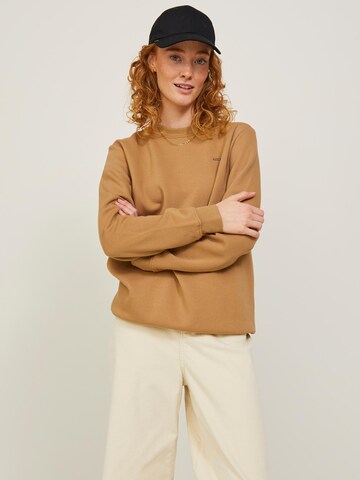 JJXX - Sweatshirt 'Abbie' em castanho: frente