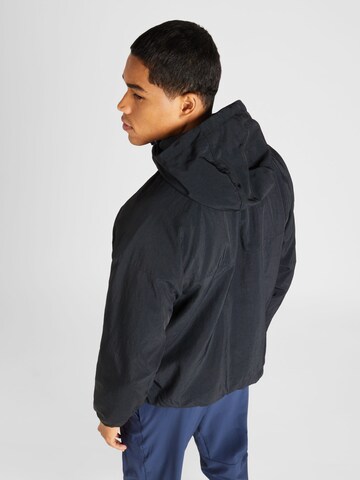 Nike Sportswear Winter Jacket in Black