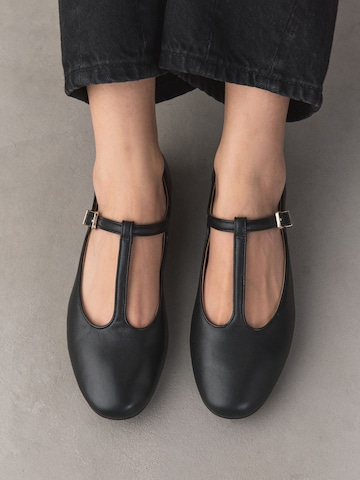 Ballerines à lanières 'Forever Comfort®' Next en noir