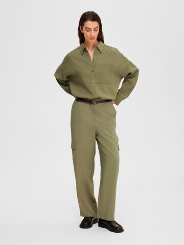 SELECTED FEMME Tapered Cargo Pants in Green