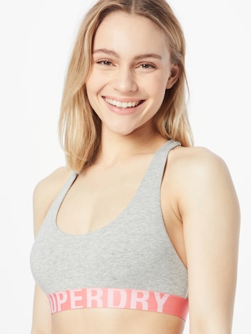 Bustier Soutien-gorge de sport Superdry en gris : devant