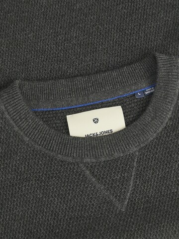 Pull-over 'Bluchrister' JACK & JONES en gris : devant