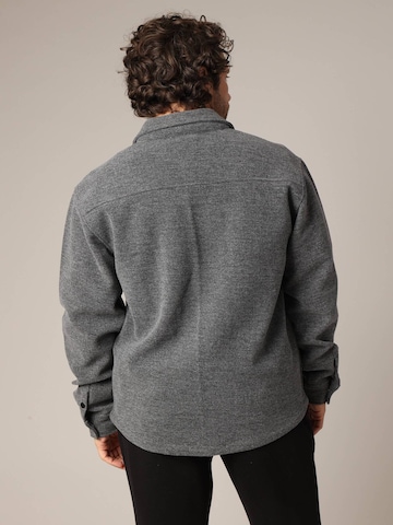 Deeluxe Tussenjas 'Taizo' in Grijs