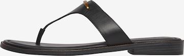 s.Oliver Sandal in Black: front