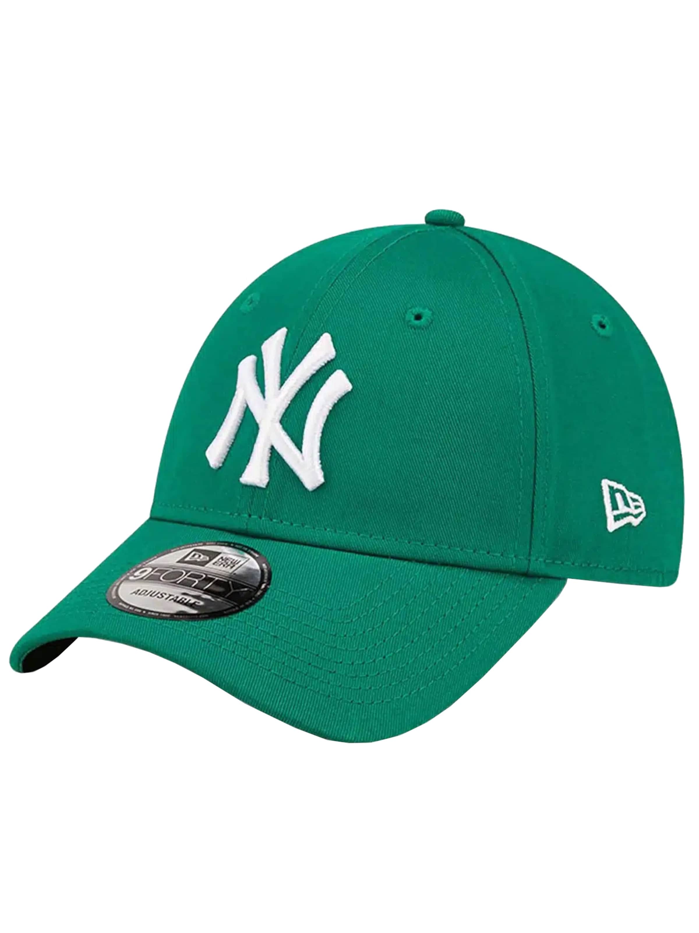 NEW ERA Cap in Green: front