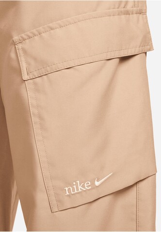 NIKE Loose fit Cargo trousers in Beige