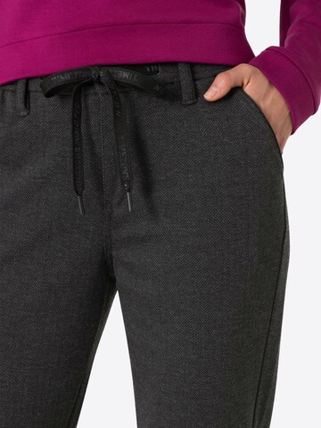 TIMEZONE Regular Hose 'Ryleigh' in Grau
