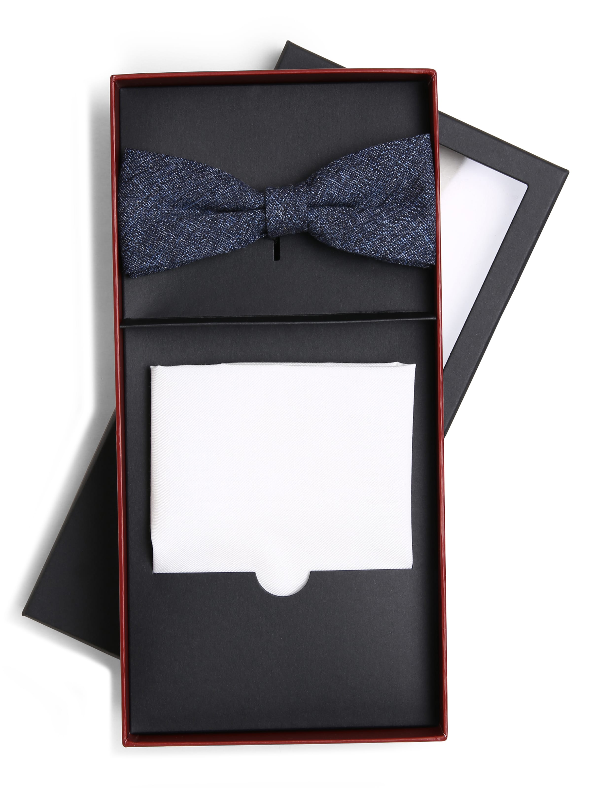 CG CLUB OF GENTS Bow Tie in White: front