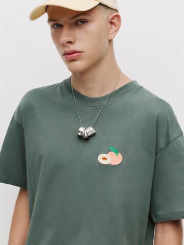Pull&Bear Koszulka 'STWD' w kolorze zielony