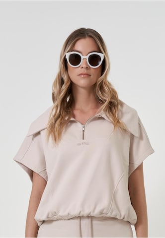 OH APRIL Sweatshirt in Beige: voorkant