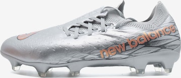 Chaussure de foot 'Furon V7 Pro' new balance en argent : devant