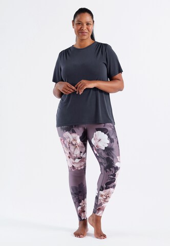 Q by Endurance Performance shirt in Grey