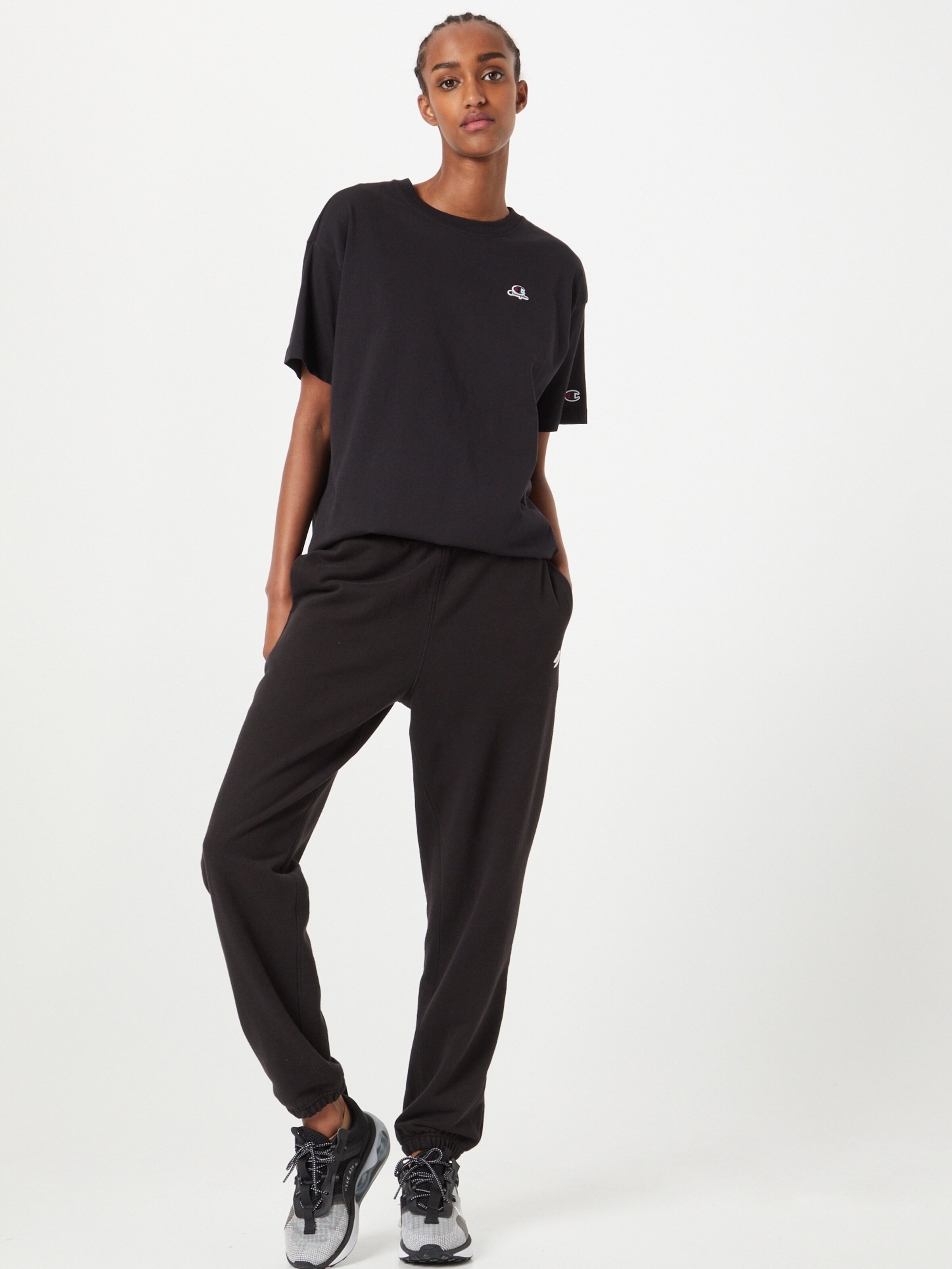 Frauen Shirts & Tops Champion Authentic Athletic Apparel T-Shirt 'Maxi' in Schwarz - XP55014 Frauen Shirts & Tops Champion Authentic Athletic Apparel T-Shirt 'Maxi' in Schwarz - XP55014