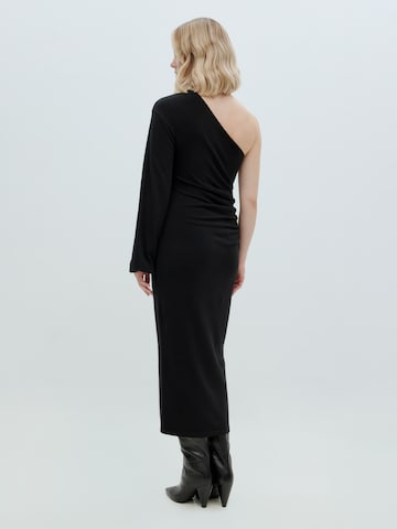 EDITED Gebreide jurk 'Phoebe' in Zwart