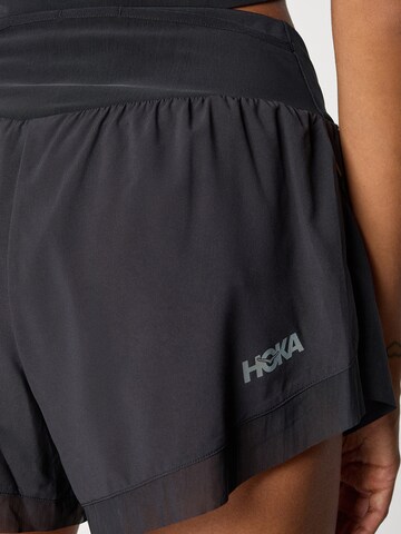 HOKA Свободный крой Спортивные штаны в Черный