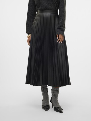 Jupe VERO MODA en noir : devant