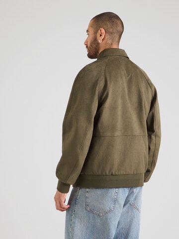 GUESS Between-Season Jacket in Green