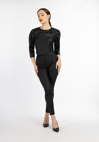 faina Blouse in Black