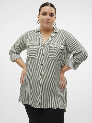 Vero Moda Curve Blouse 'CBUMPY ' in Groen: voorkant