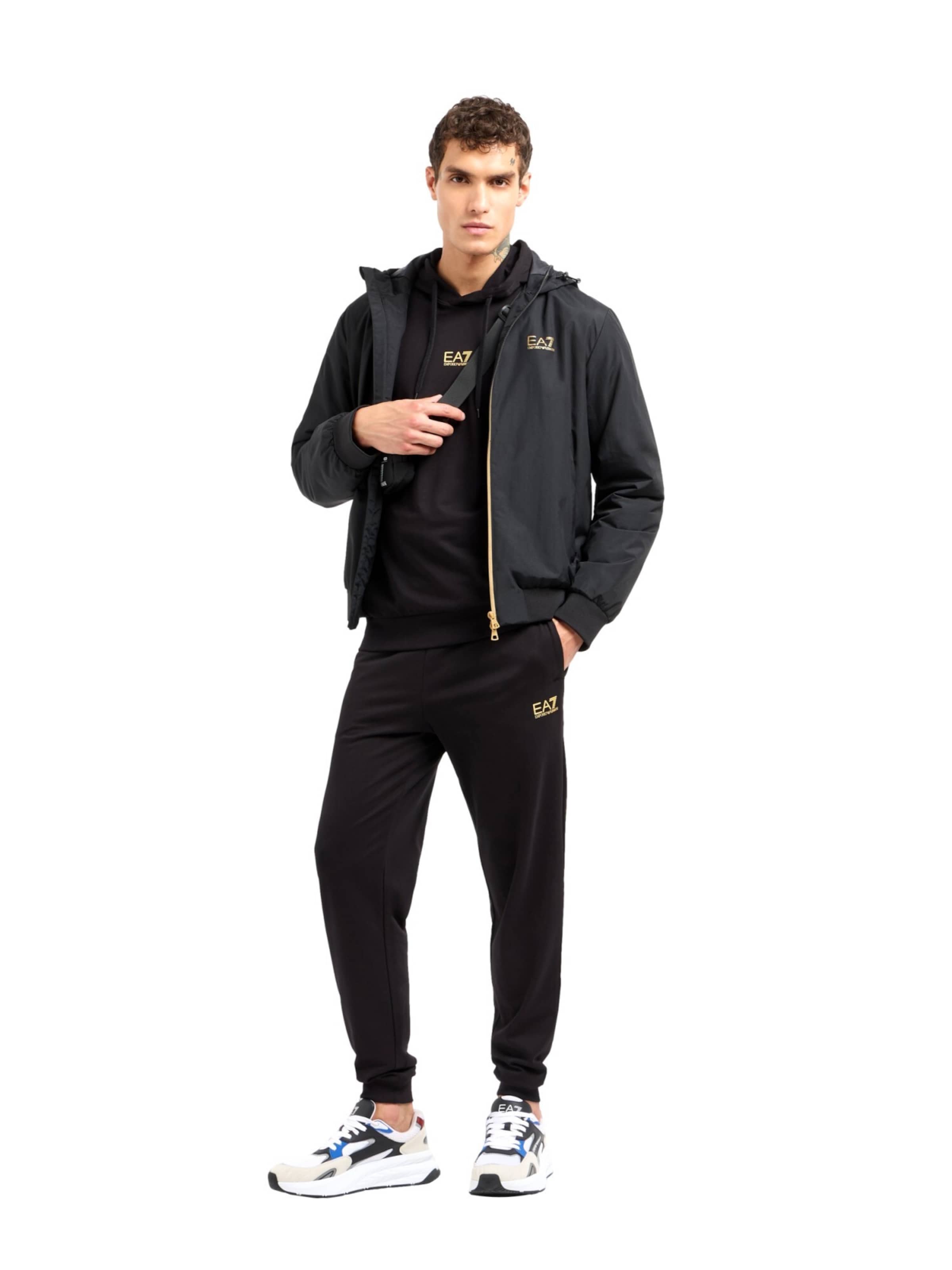 EA7 Emporio Armani Jogginganzug in Schwarz: Vorderseite