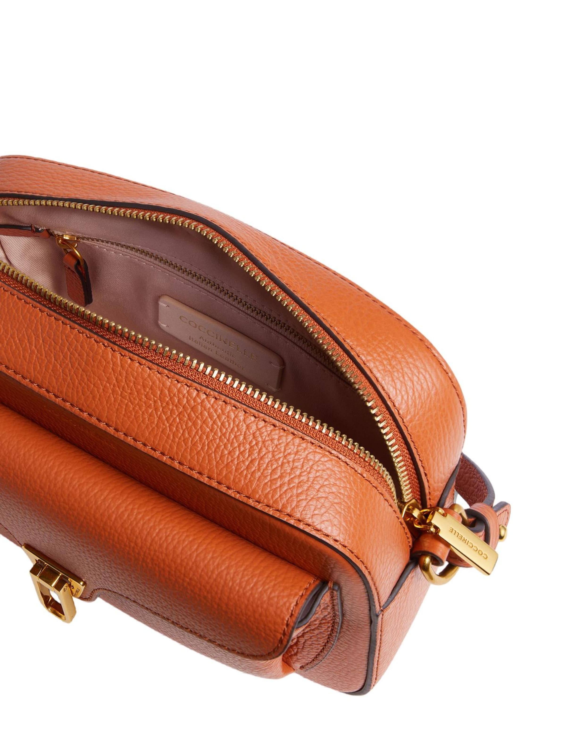 Borsa a mano 'COCCINELLE Beat S26 2' di Coccinelle in arancione