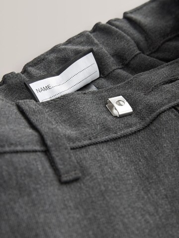 Regular Pantalon Next en gris