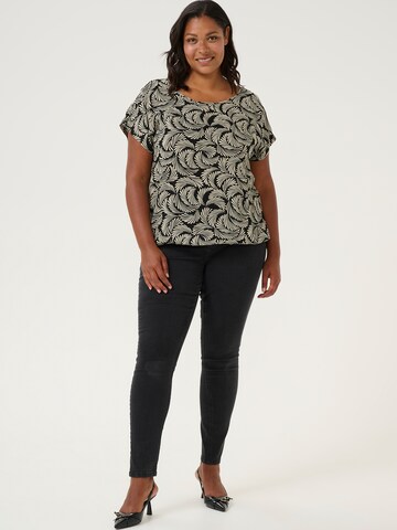 KAFFE CURVE Blouse 'Sonna Stanley' in Zwart