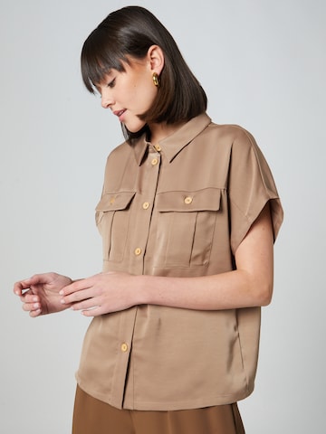 Guido Maria Kretschmer Women Blouse 'Levinia' in Brown: front