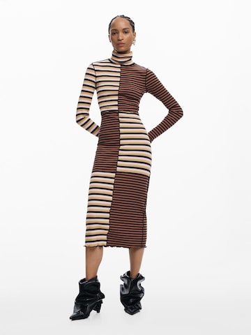 Desigual Φόρεμα σε ανάμεικτα χρώματα