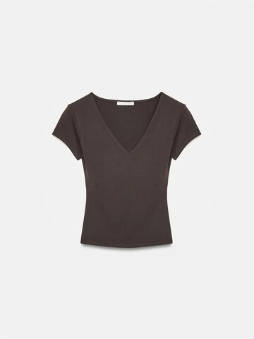 Dilvin Top in Black: front