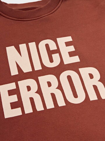 Thinking MU Sweatshirt 'Nice Error' in Brown