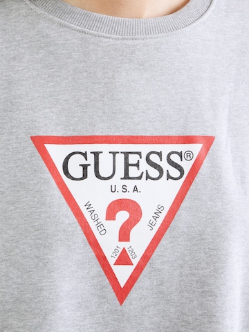 GUESS JEANS Tréning póló 'ICONIC' - szürke