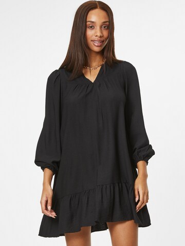 Robe Oasis en noir : devant