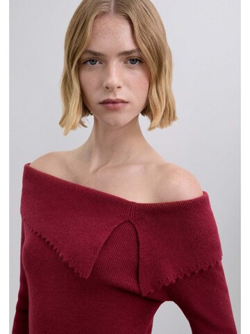 Scalpers Sweater in Red