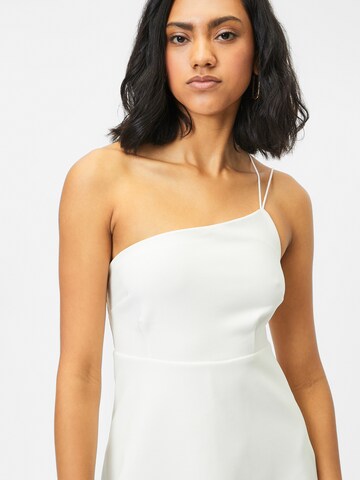 Abercrombie & Fitch Sukienka koktajlowa w kolorze biały