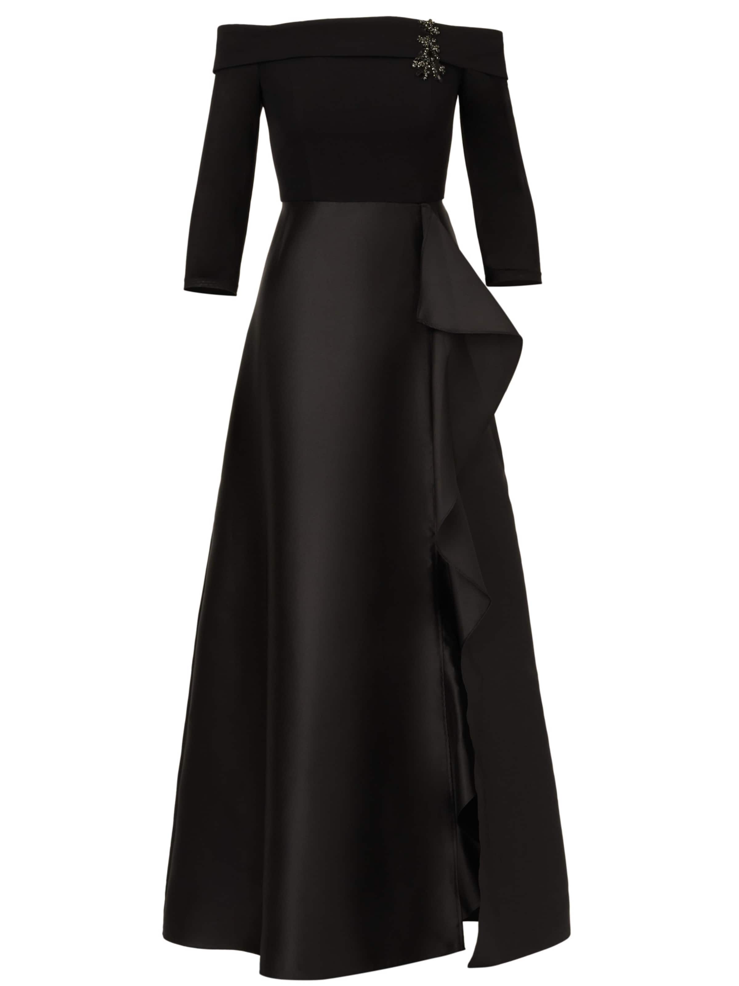 Adrianna Papell Evening Dress in Black: front