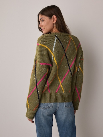 žalia Next Megztinis