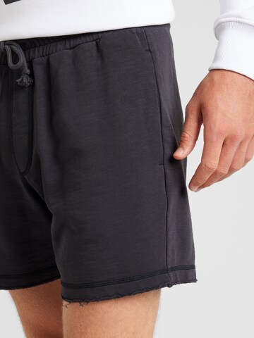 Only & Sons Regular Shorts 'LARRY' in Schwarz