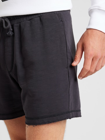 Only & Sons Regular Shorts 'LARRY' in Schwarz