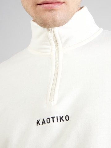 Felpa 'ARTHUR' di Kaotiko in bianco
