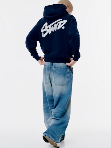Pull&Bear Majica 'STWD' | modra barva: sprednja stran
