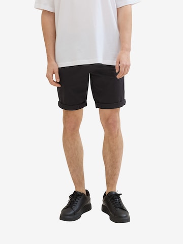 TOM TAILOR DENIM Slimfit Shorts in Schwarz: predná strana