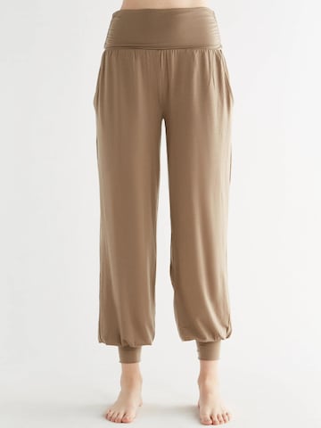 True North Loose fit Pants 'Yogahose' in Brown