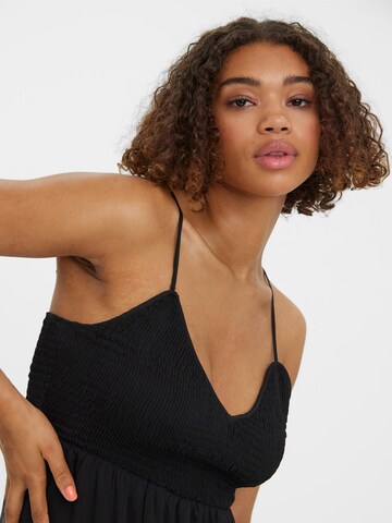 Robe d’été 'Makayla' VERO MODA en noir