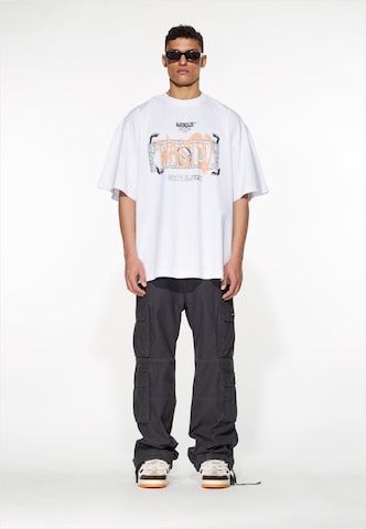 MJ Gonzales Shirt 'Dollar x Huge' in Wit: voorkant