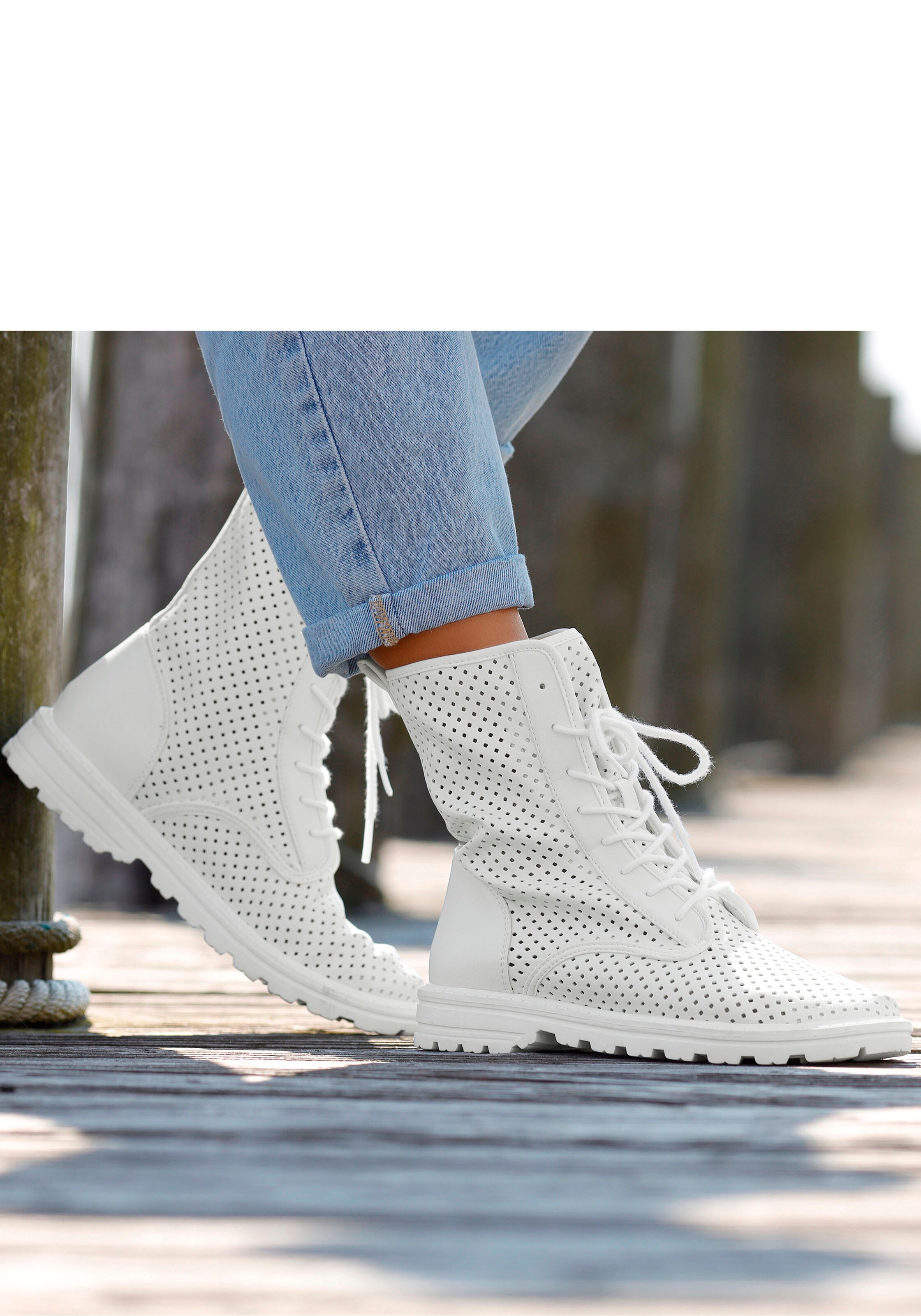 balts LASCANA Sienamie zābaki: no priekšpuses