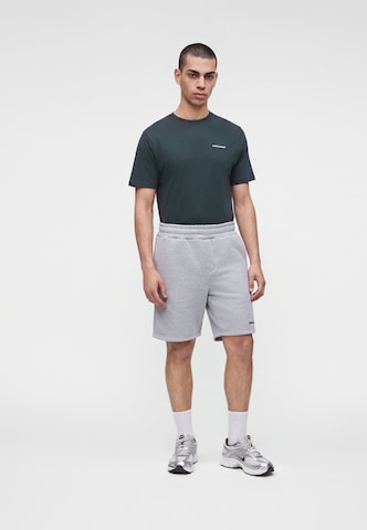 Pegador Regular Trousers in Grey