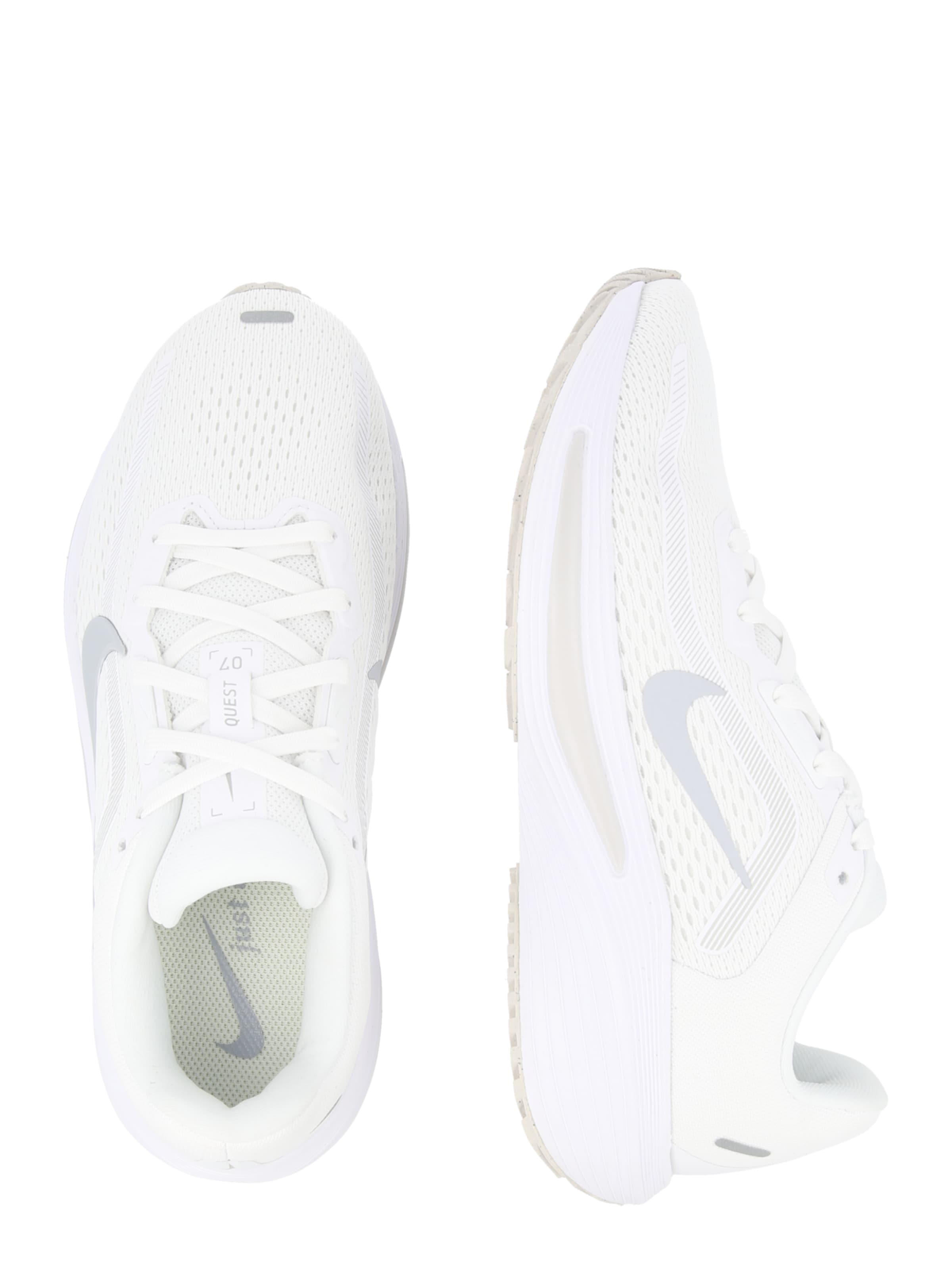 Scarpa sportiva 'Quest 7' di NIKE in bianco
